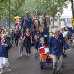 Aarles Reuzengilde in de Reuzenoptocht van Goirle-Riel